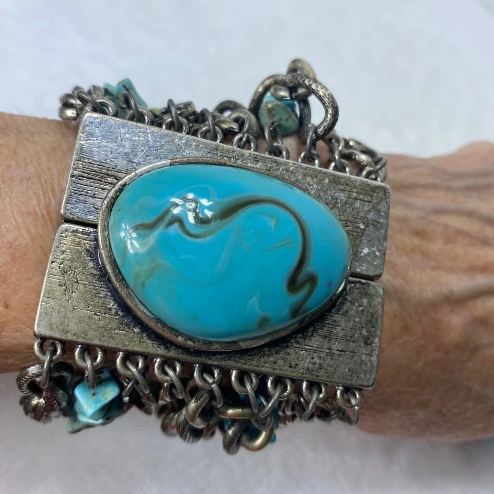 Multicolored Turquoise Stone Bracelet‎ Silver Tone Chain Boho Statement